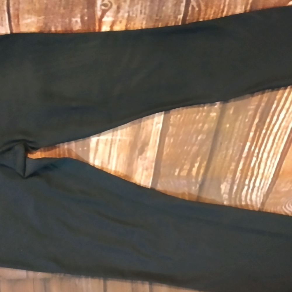 Nike medium women's athletic leggings black